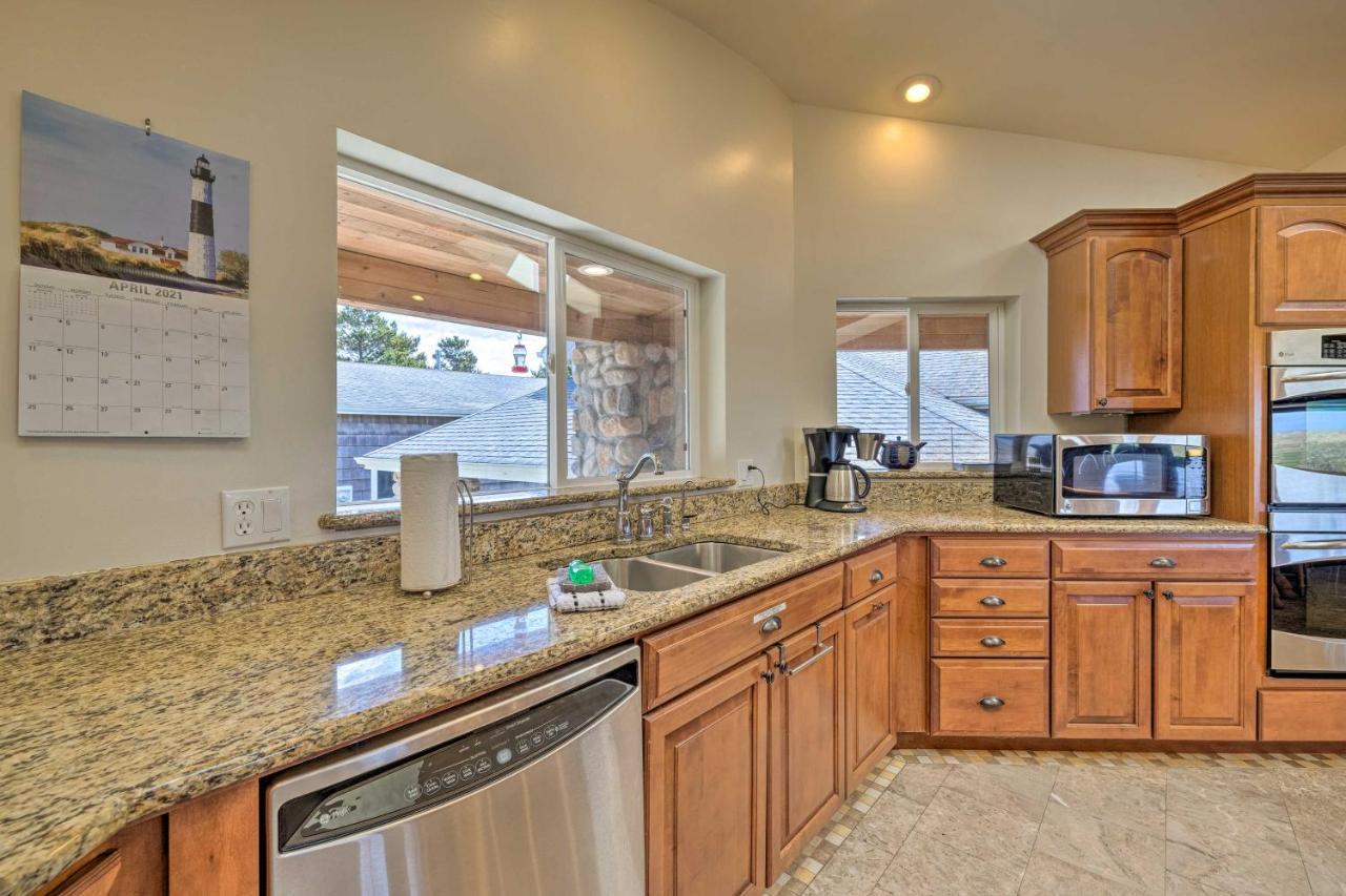 וורנטון Coastal Oregon Retreat With Grill 11 Mi To Astoria! מראה חיצוני תמונה